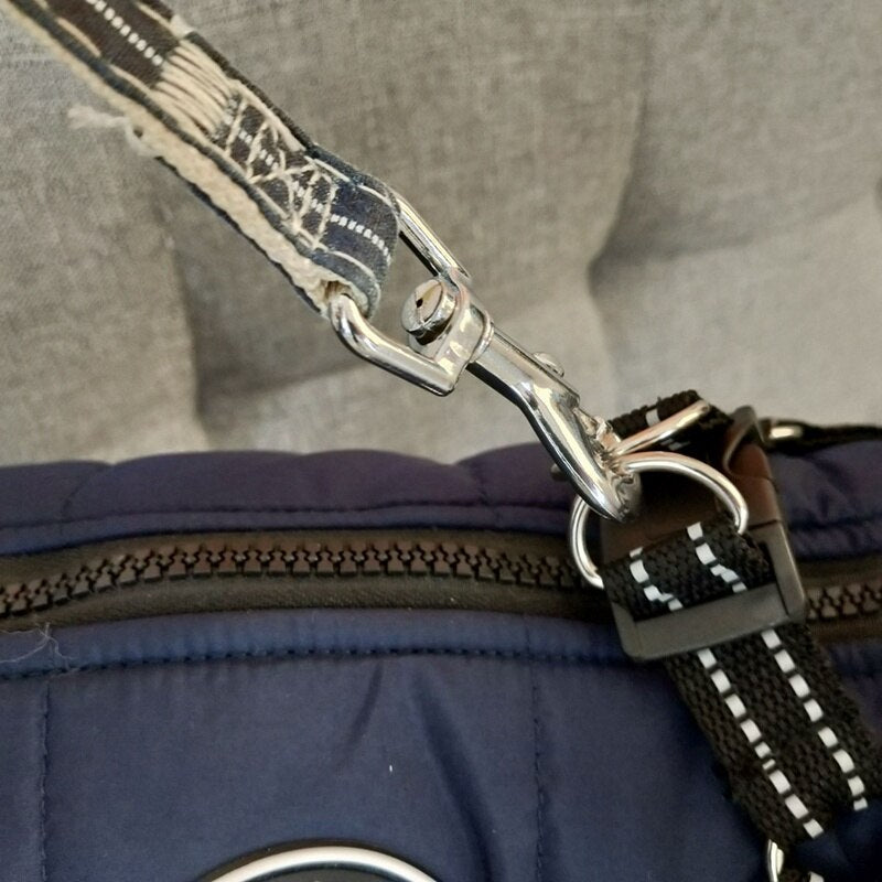 🐾 Arnés impermeable con chaleco integrado